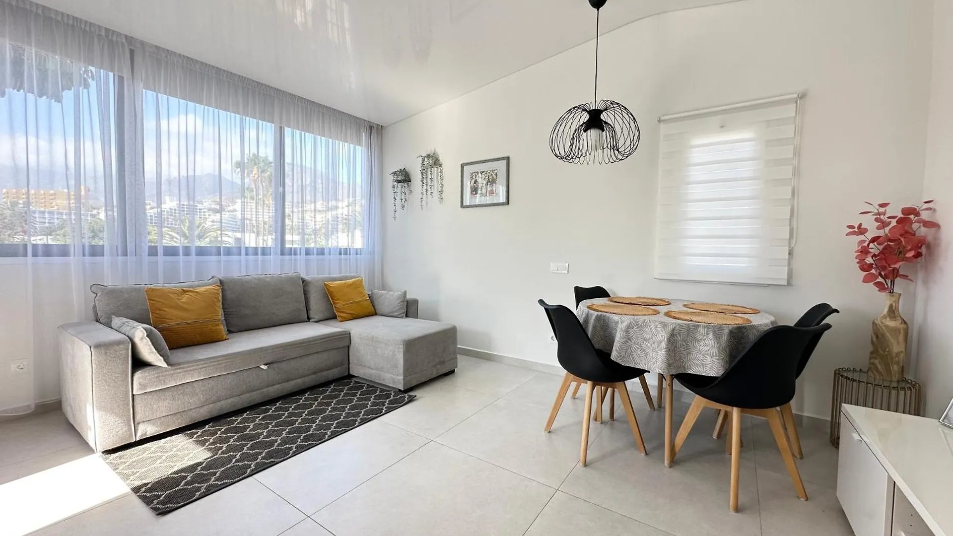 Fantastic Vacation By The Ocean Apartment Playa de las Americas