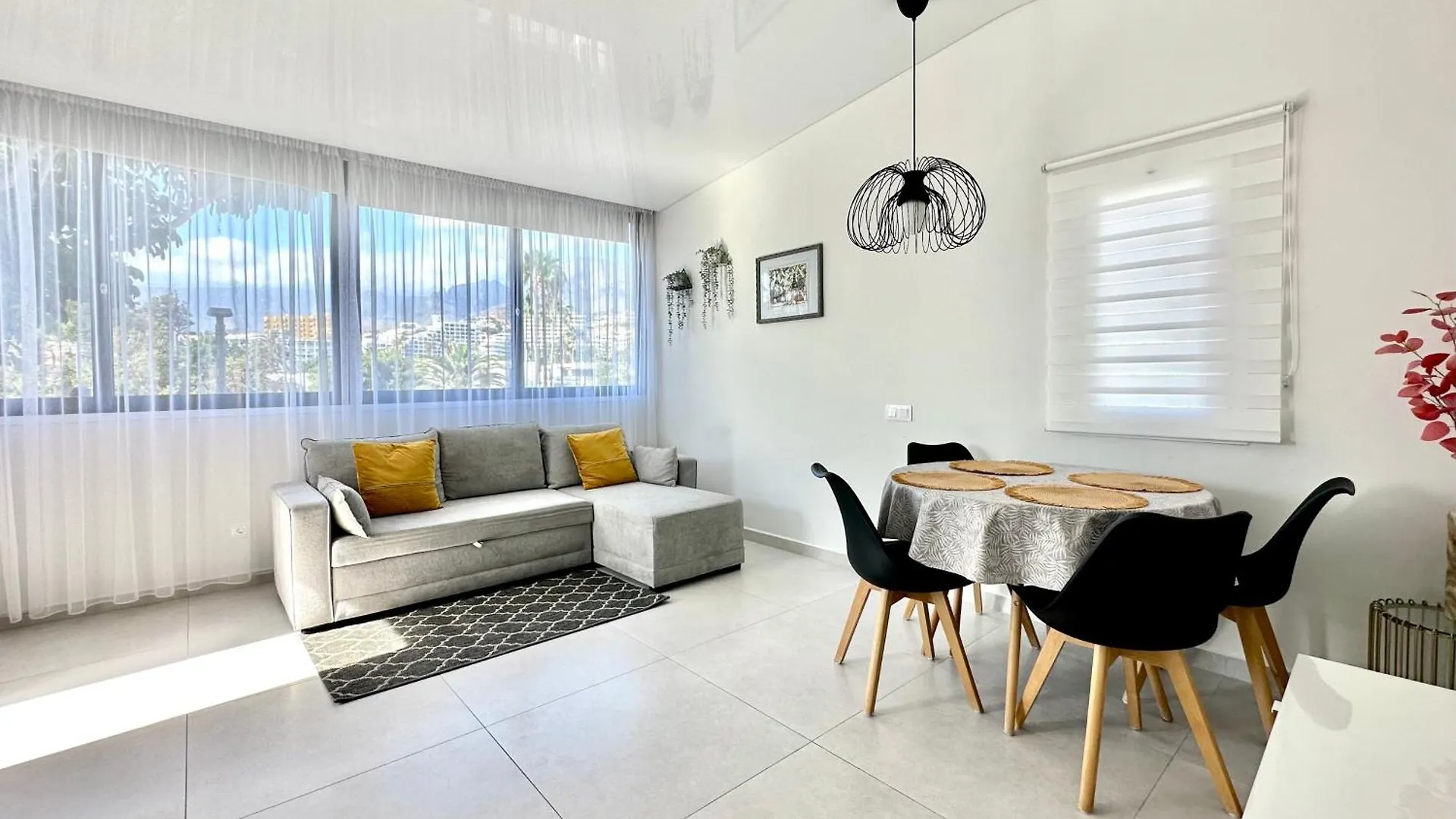 Fantastic Vacation By The Ocean Apartment Playa de las Americas